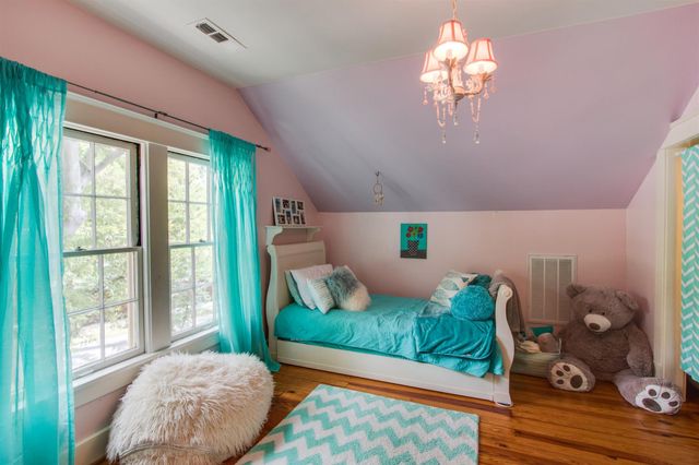 2901 Westmoreland Dr, Nashville, TN 37212