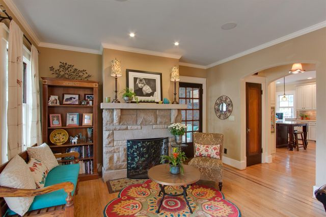 2901 Westmoreland Dr, Nashville, TN 37212