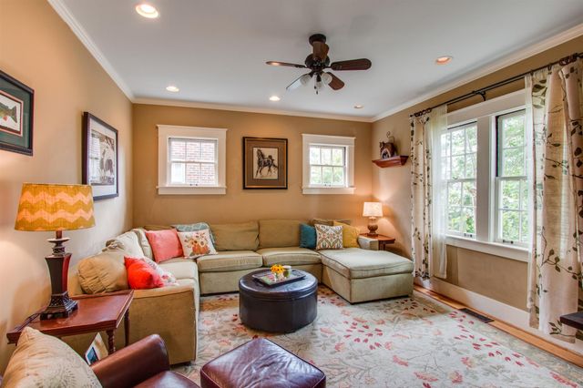 2901 Westmoreland Dr, Nashville, TN 37212