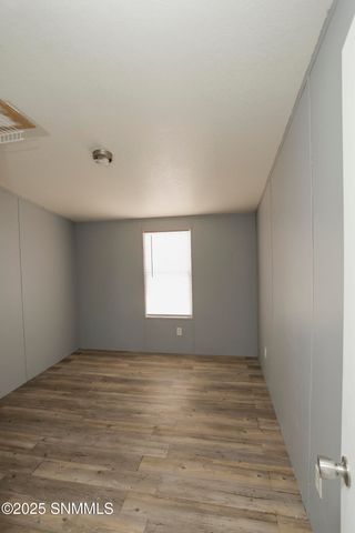 1510 Papershell Road, Carlsbad, NM 88220