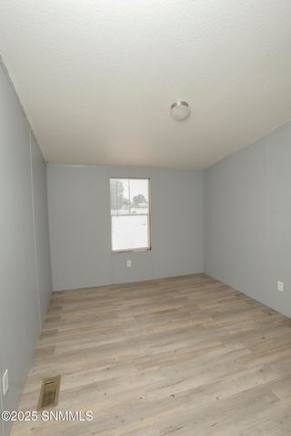 1510 Papershell Road, Carlsbad, NM 88220