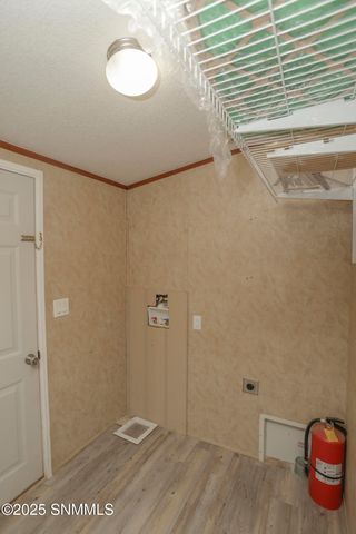 1510 Papershell Road, Carlsbad, NM 88220