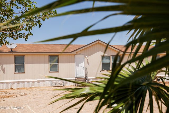 1510 Papershell Road, Carlsbad, NM 88220