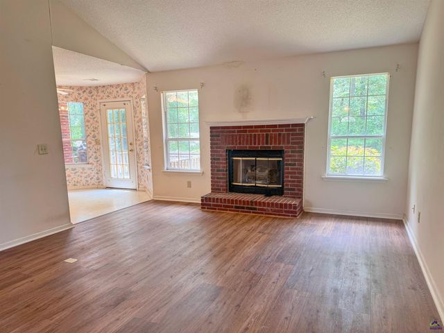 227 Crestwood Circle, Centerville, GA 31028