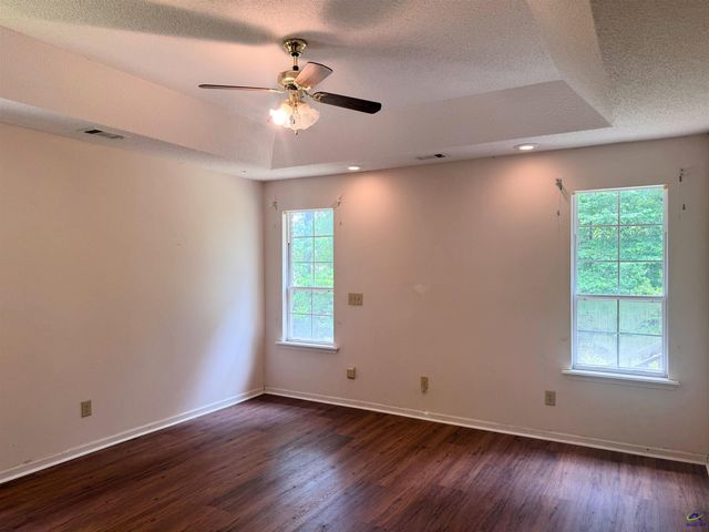 227 Crestwood Circle, Centerville, GA 31028