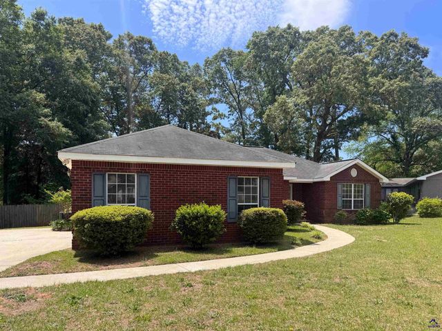 227 Crestwood Circle, Centerville, GA 31028