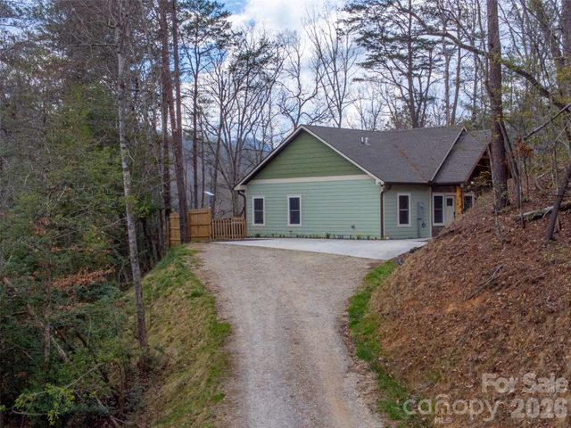 79 Abbey View Road, Bryson City, NC 28713