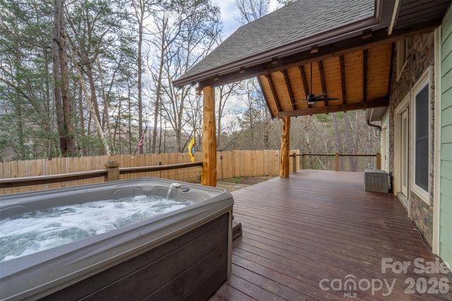 79 Abbey View Road, Bryson City, NC 28713