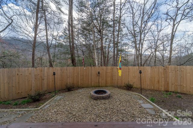 79 Abbey View Road, Bryson City, NC 28713