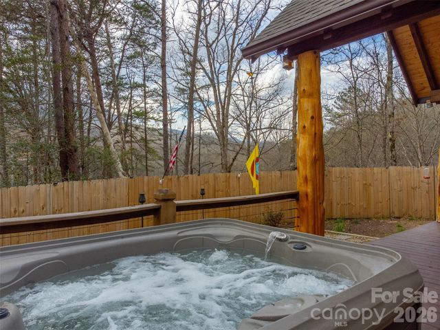 79 Abbey View Road, Bryson City, NC 28713