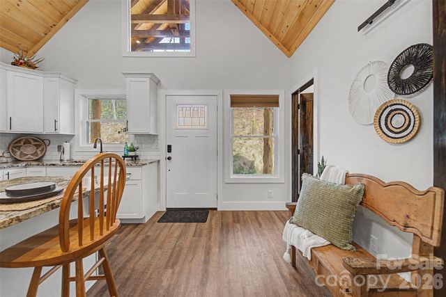 79 Abbey View Road, Bryson City, NC 28713