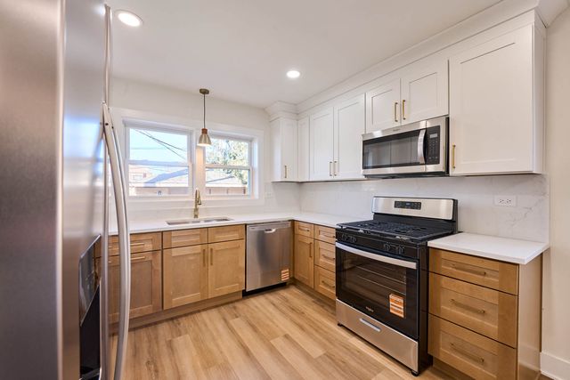 4232 W 109th Street, Oak Lawn, IL 60453