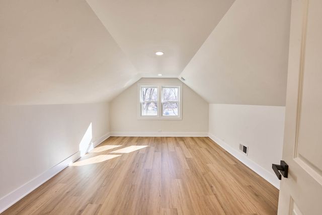 4232 W 109th Street, Oak Lawn, IL 60453