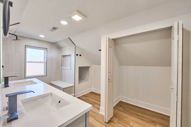 4232 W 109th Street, Oak Lawn, IL 60453