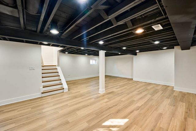 4232 W 109th Street, Oak Lawn, IL 60453