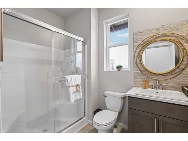 805 S 27TH Pl, Ridgefield, WA 98642