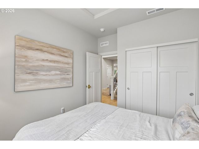 805 S 27TH Pl, Ridgefield, WA 98642