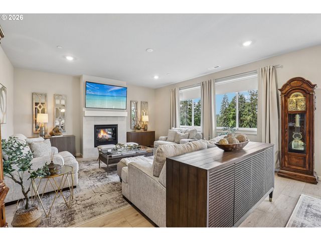 805 S 27TH Pl, Ridgefield, WA 98642