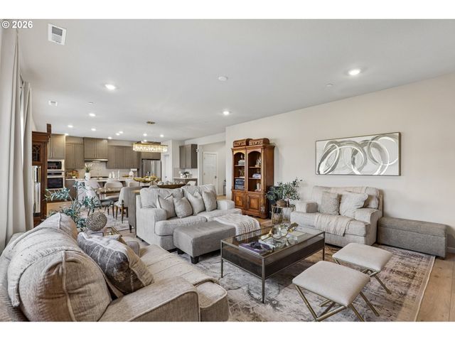 805 S 27TH Pl, Ridgefield, WA 98642