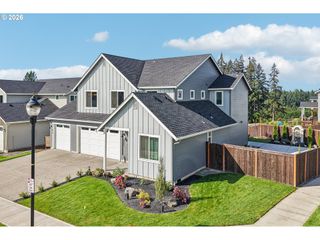 805 S 27TH Pl, Ridgefield, WA 98642
