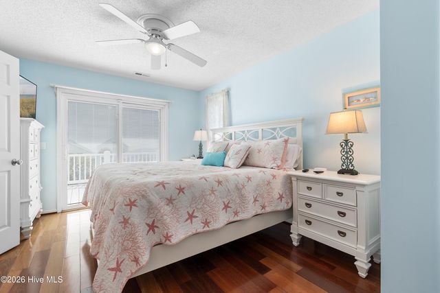 197 Brunswick Avenue W, Supply, NC 28462