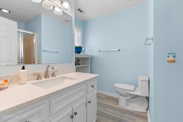 197 Brunswick Avenue W, Supply, NC 28462