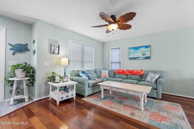 197 Brunswick Avenue W, Supply, NC 28462