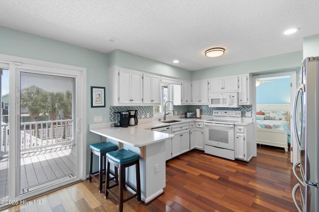 197 Brunswick Avenue W, Supply, NC 28462