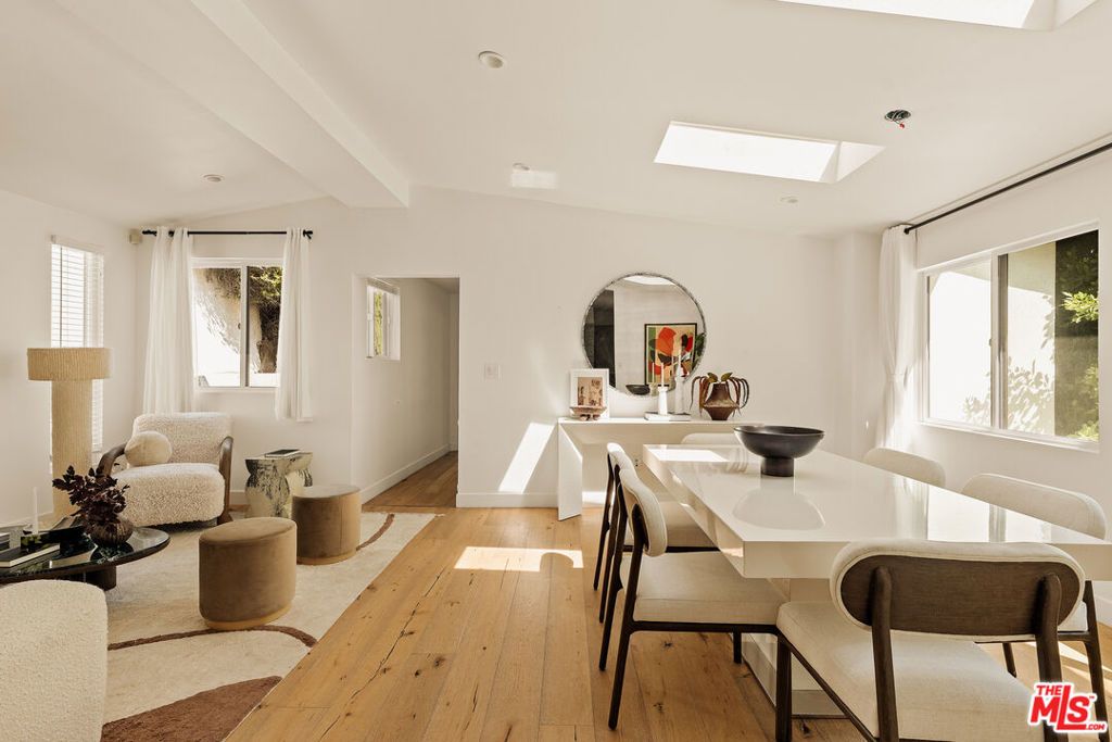 2228 Laurel Canyon Boulevard, Los Angeles, CA 90046 — photo 2