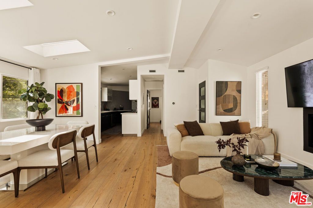2228 Laurel Canyon Boulevard, Los Angeles, CA 90046 — photo 3