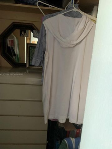 322 Taylor St 2D, Hollywood, FL 33019