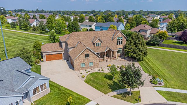 6132 18th Street S, Fargo, ND 58104