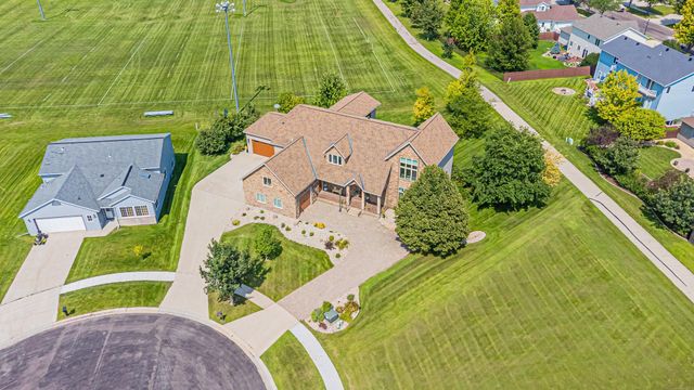 6132 18th Street S, Fargo, ND 58104