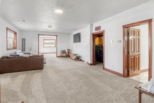 6132 18th Street S, Fargo, ND 58104