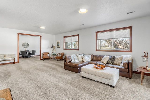 6132 18th Street S, Fargo, ND 58104