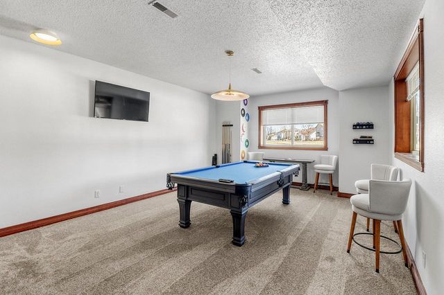 6132 18th Street S, Fargo, ND 58104