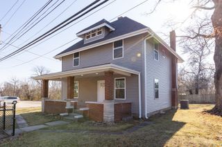 214 16th Street, Bedford, IN 47421