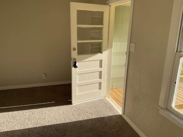 605 Palacios Street, El Campo, TX 77437