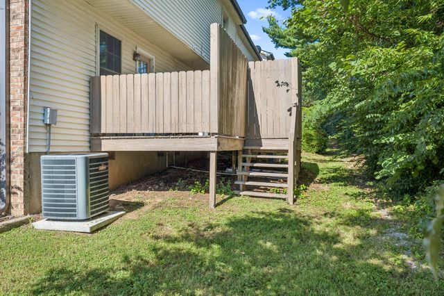 250 Sanders Ferry Rd Apt 50, Hendersonville, TN 37075