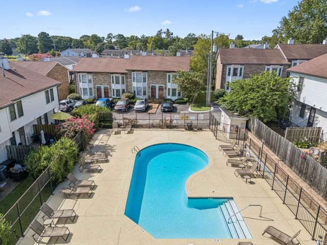 250 Sanders Ferry Rd Apt 50, Hendersonville, TN 37075