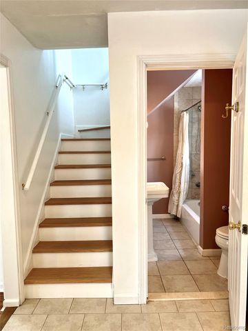 396 South Boulevard W, Rochester Hills, MI 48307