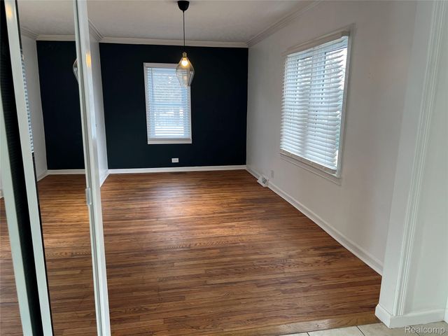 396 South Boulevard W, Rochester Hills, MI 48307