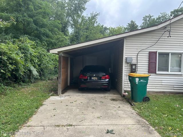 29952 ELDRED Street, Farmington Hills, MI 48336