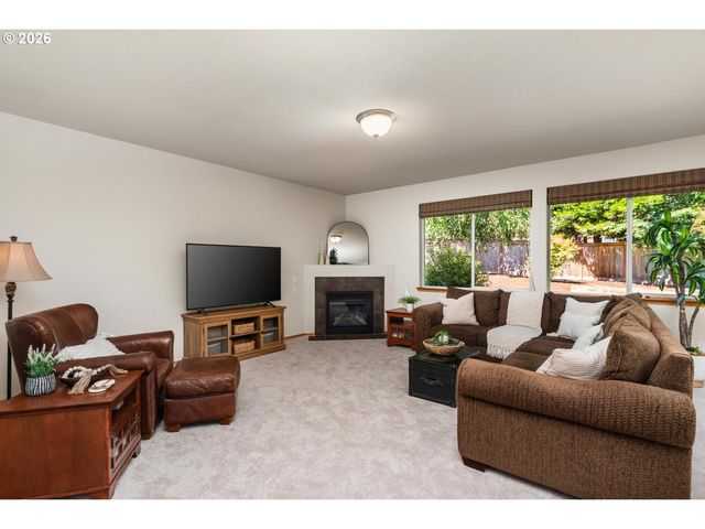 13575 Sw 124TH Ave, Tigard, OR 97223