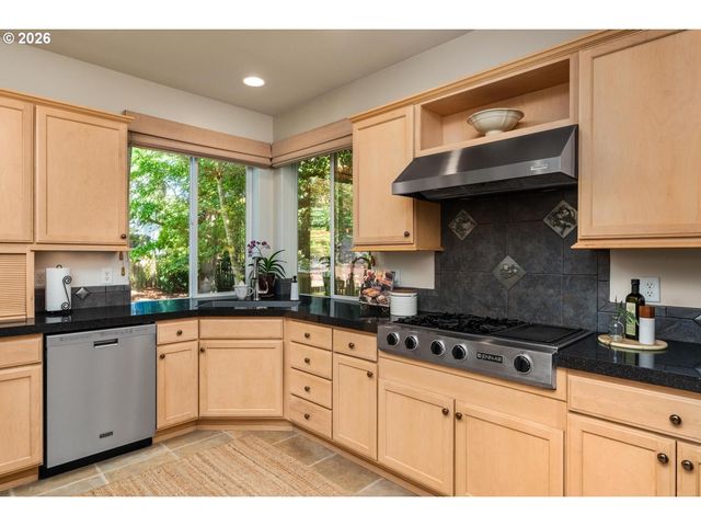 13575 Sw 124TH Ave, Tigard, OR 97223
