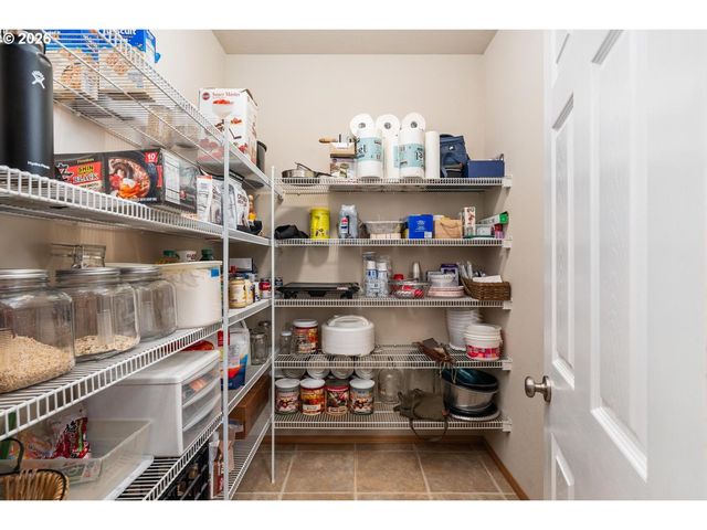 13575 Sw 124TH Ave, Tigard, OR 97223