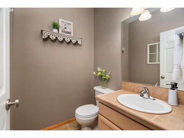 13575 Sw 124TH Ave, Tigard, OR 97223