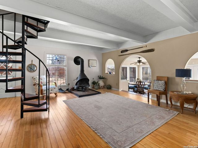 528 Rimrock Pass, Canyon Lake, TX 78133