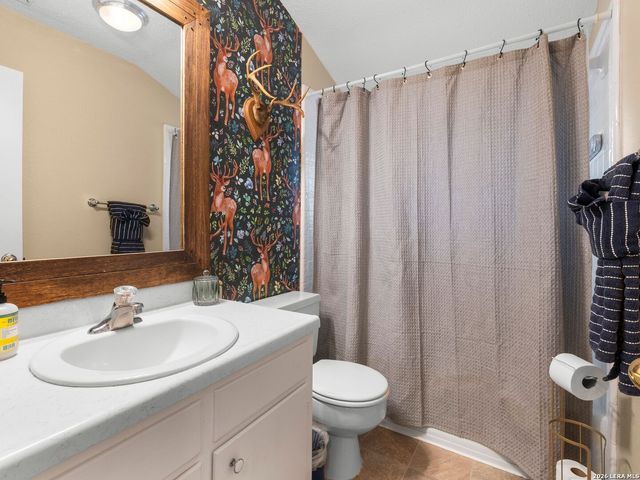 528 Rimrock Pass, Canyon Lake, TX 78133