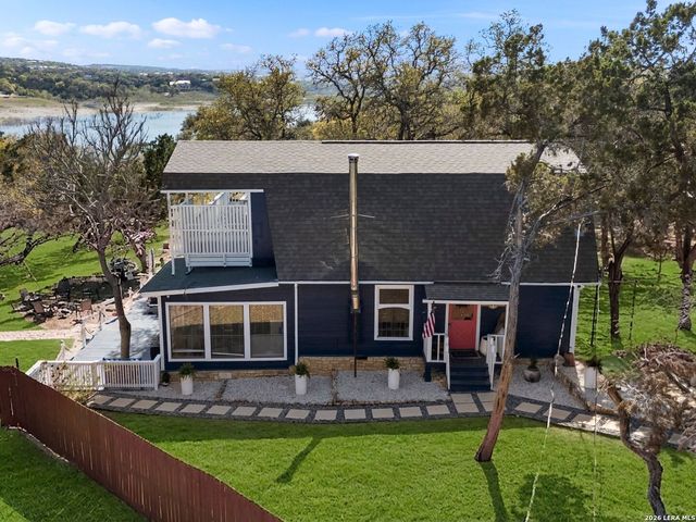 528 Rimrock Pass, Canyon Lake, TX 78133